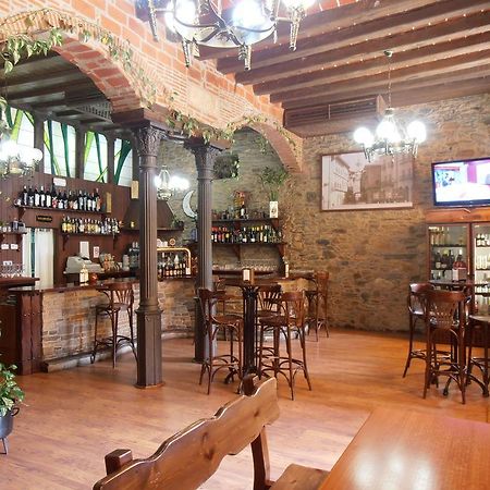 Hostal Virgen De La Encina Ponferrada Zewnętrze zdjęcie