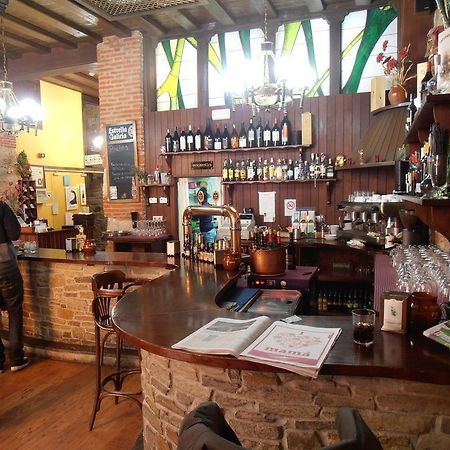 Hostal Virgen De La Encina Ponferrada Zewnętrze zdjęcie
