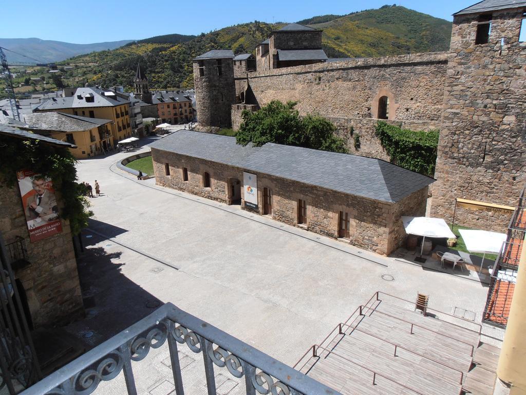 Hostal Virgen De La Encina Ponferrada Pokój zdjęcie