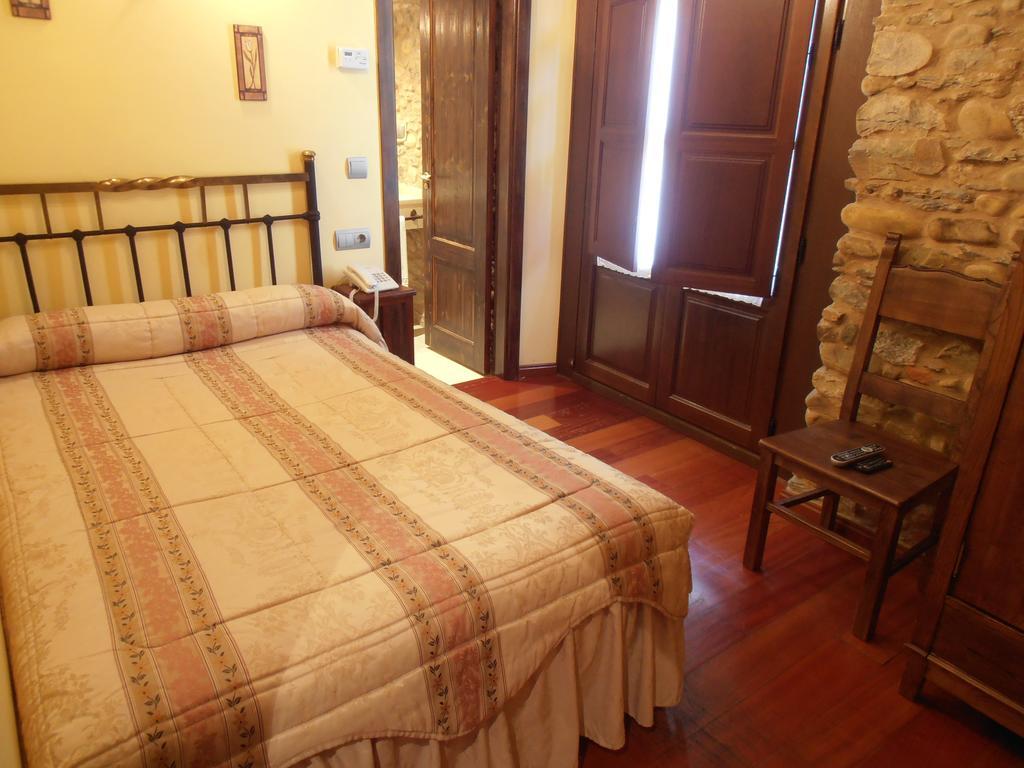 Hostal Virgen De La Encina Ponferrada Pokój zdjęcie