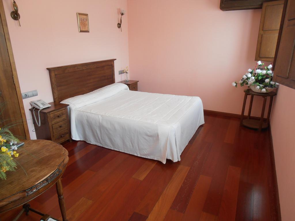 Hostal Virgen De La Encina Ponferrada Pokój zdjęcie